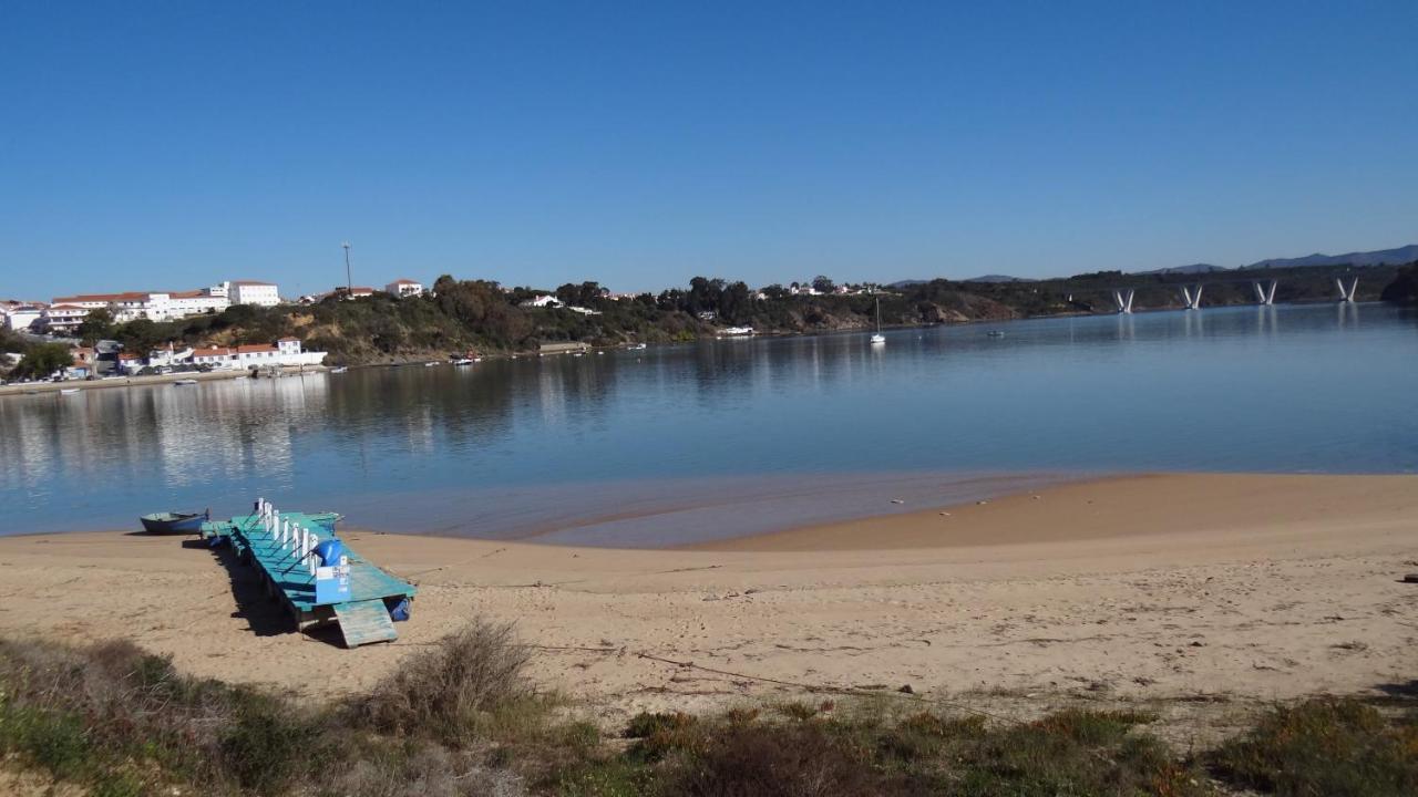 Chave D'Ouro House By Stay In Alentejo فيلا نوفا دو ميلفونتس المظهر الخارجي الصورة